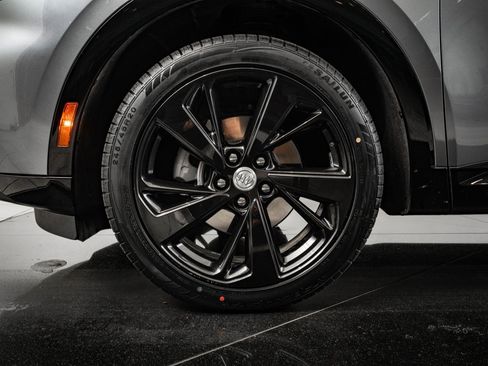 Used 2021 Buick Envision Essence w/ Sport Touring Package image 13