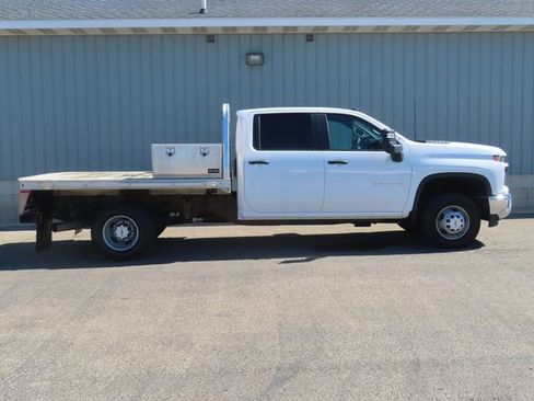 Used 2024 Chevrolet Silverado 3500 W/T w/ WT Convenience Package AWD/4WD image 3