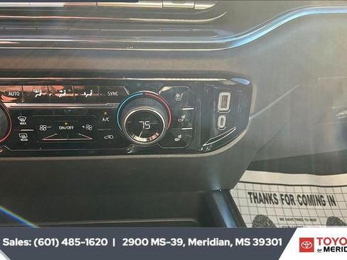 Used 2024 Chevrolet Silverado 1500 High Country w/ Technology Package image 22