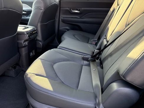 New 2026 Toyota Grand Highlander Limited image 19
