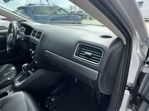 Used 2014 Volkswagen Jetta TDI FWD image 8