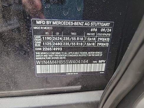 Certified 2025 Mercedes-Benz GLB 250 4MATIC image 17