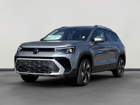New 2026 Volkswagen Taos SE AWD/4WD image 1