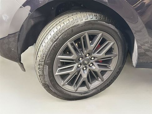 Used 2025 Ford Expedition Max Platinum w/ Stealth Performance Package AWD/4WD image 39