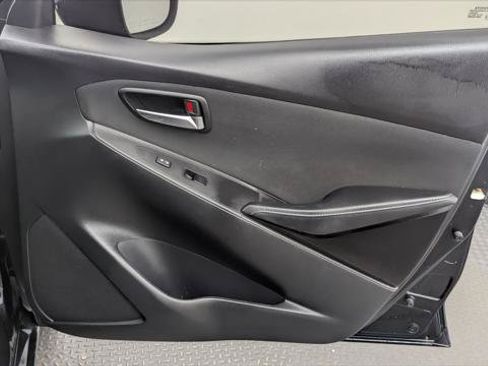 Used 2018 Toyota Yaris iA FWD image 22