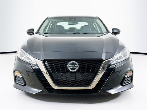 Used 2020 Nissan Altima 2.5 SR image 2