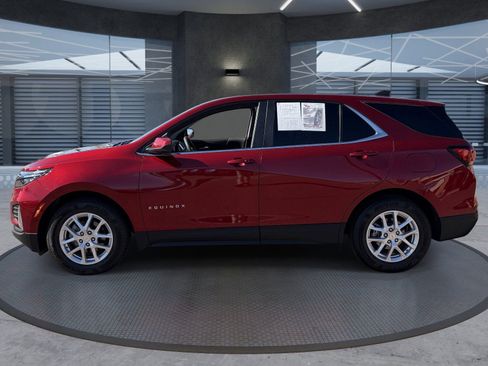 Certified 2024 Chevrolet Equinox LT w/ LPO, Cargo Package FWD image 3
