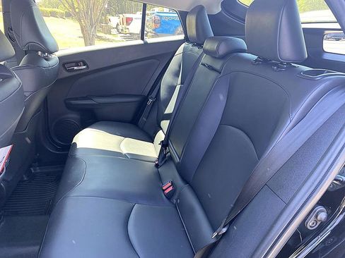 Certified 2022 Toyota Prius image 14