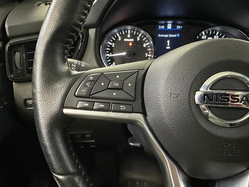 Used 2021 Nissan Rogue Sport SL w/ Premium Package image 12