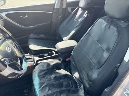 Used 2013 Hyundai Elantra GT w/ Touch & Go Pkg FWD image 11