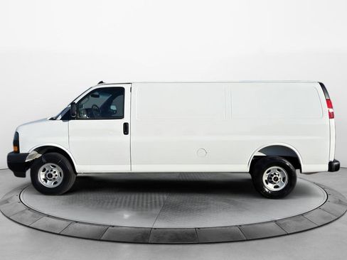 New 2025 GMC Savana 3500 Extended w/ Driver Convenience Package RWD image 8