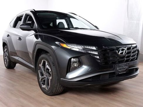 Used 2023 Hyundai Tucson SEL w/ Convenience Package image 3