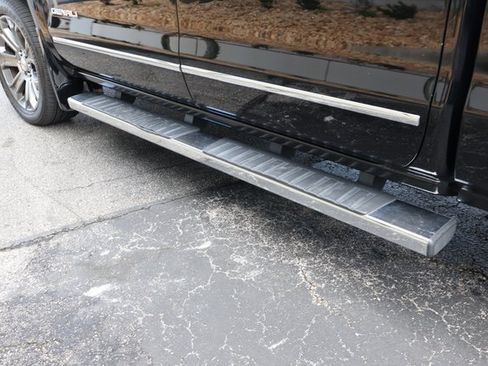 Used 2015 GMC Sierra 1500 Denali w/ Driver Alert Package image 9