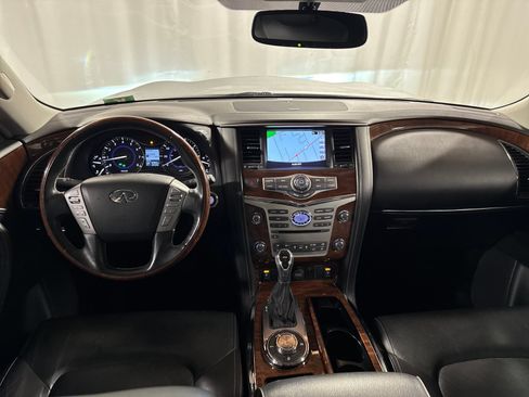 Used 2018 INFINITI QX80 4WD w/ Driver Assistance Package image 4
