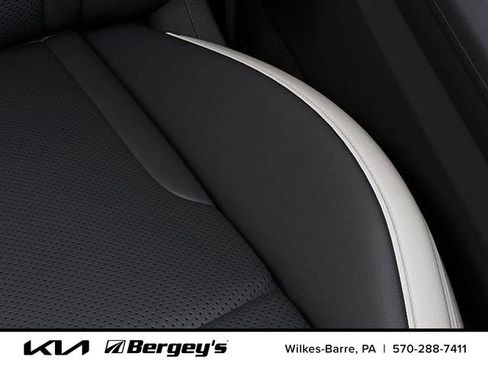 Certified 2025 Kia K5 GT-Line w/ GT-Line Premium Package AWD/4WD image 29