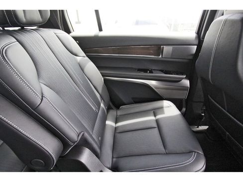 New 2026 Cadillac Vistiq Sport image 11