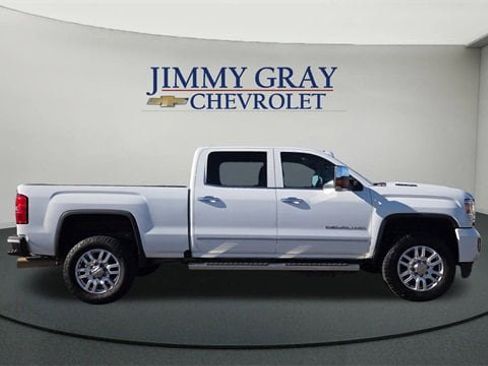 Used 2017 GMC Sierra 3500 Denali w/ Duramax Plus Package image 2