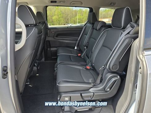 New 2026 Honda Odyssey Elite image 8