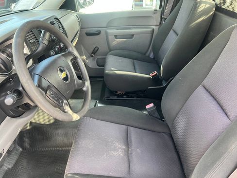 Used 2012 Chevrolet Silverado 2500 W/T image 17