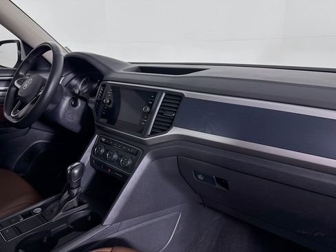 Used 2021 Volkswagen Atlas SE image 29