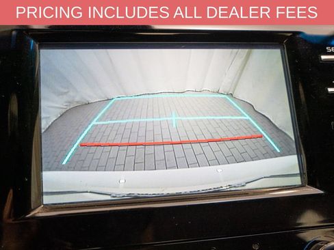 Used 2018 Toyota Camry FWD image 12