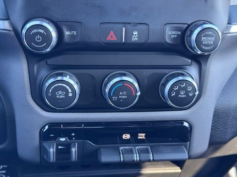 Used 2024 RAM 2500 Big Horn image 10