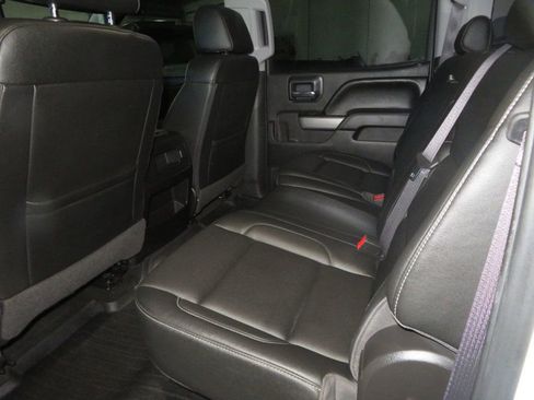 Used 2017 Chevrolet Silverado 1500 LTZ Z71 w/ LTZ Plus Package AWD/4WD image 23