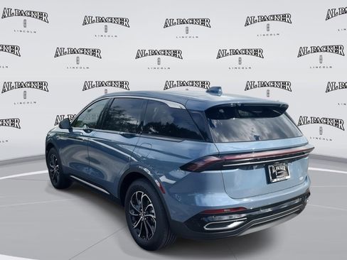 New 2026 Lincoln Nautilus Premier image 3