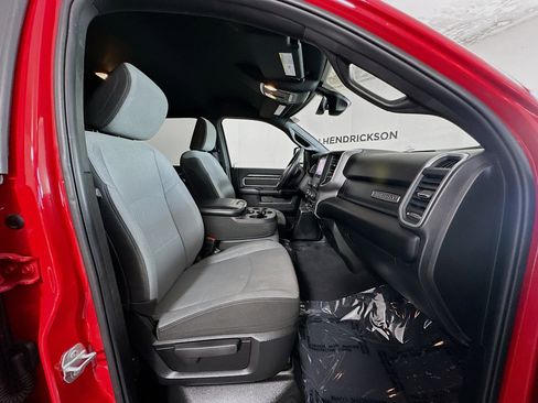 Used 2024 RAM 2500 Big Horn w/ Bed Utility Group image 28