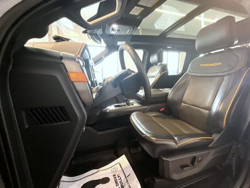 Used 2025 Ford F150 Tremor w/ Equipment Group 402A High AWD/4WD image 11