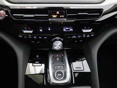 Used 2023 Acura MDX SH-AWD w/ Technology Package image 25