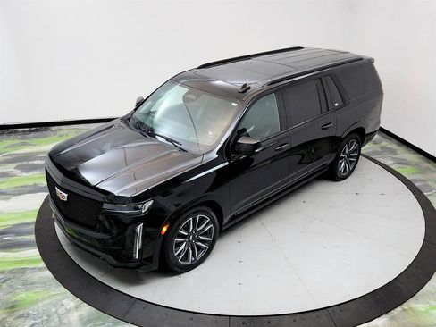 Used 2021 Cadillac Escalade ESV Sport Platinum AWD/4WD image 34