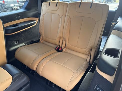 New 2025 Jeep Grand Cherokee L Summit w/ Advanced Protech Group IV image 36