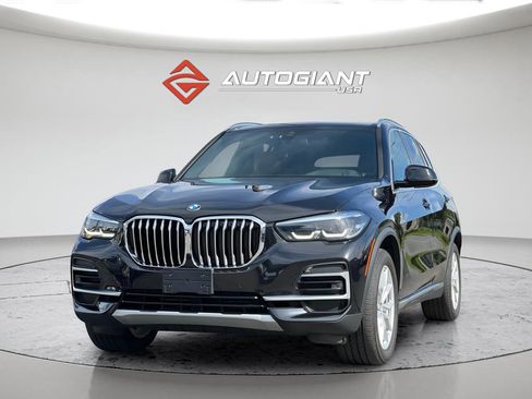 Used 2023 BMW X5 xDrive40i w/ Premium Package image 11