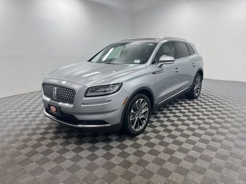 Certified 2023 Lincoln Nautilus Reserve AWD/4WD image 3