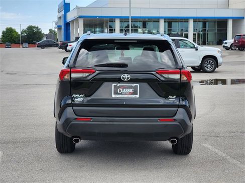 Used 2023 Toyota RAV4 XLE image 6