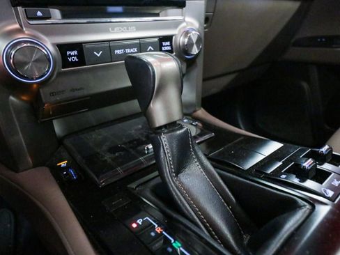 Used 2021 Lexus GX 460 Premium w/ Premium Package AWD/4WD image 21