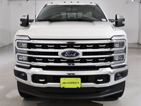 Used 2023 Ford F250 Lariat w/ Chrome Package image 3