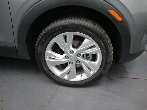 Used 2025 Buick Encore GX Preferred AWD/4WD image 18