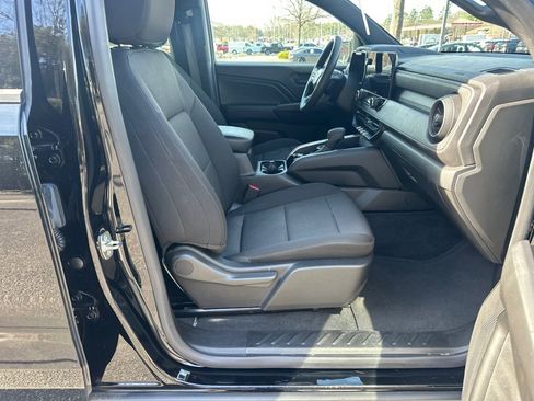 Used 2024 Chevrolet Colorado Trail Boss w/ Advanced Trailering Package image 13