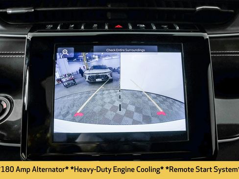 Used 2023 Jeep Grand Cherokee L Laredo image 9