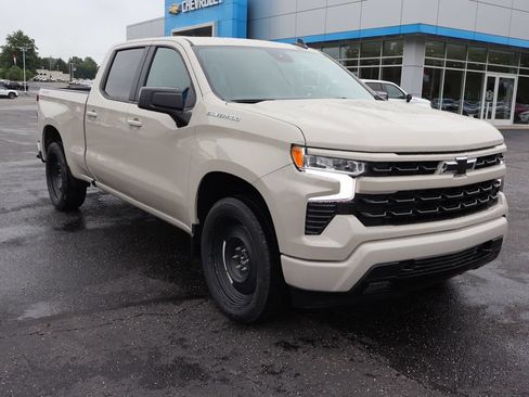 New 2026 Chevrolet Silverado 1500 RST w/ Convenience Package II AWD/4WD image 2