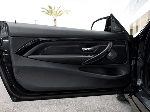Used 2020 BMW M4 Convertible w/ Competition Package RWD image 53