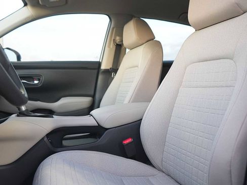 New 2026 Honda HR-V LX image 11