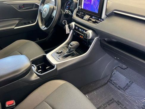 Certified 2023 Toyota RAV4 LE AWD/4WD image 16