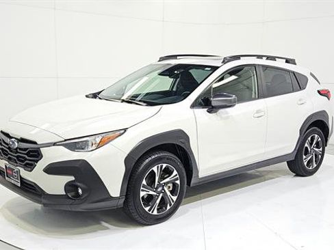Used 2025 Subaru Crosstrek 2.0i Premium AWD/4WD image 3