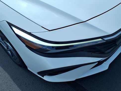 Certified 2024 Hyundai Elantra SEL FWD image 12
