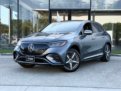 Used 2023 Mercedes-Benz EQE 500 4MATIC SUV image 2