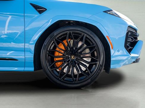 Used 2025 Lamborghini Urus SE image 21