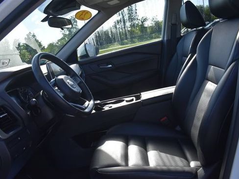 Used 2023 Nissan Rogue SV w/ SV Premium Package AWD/4WD image 23